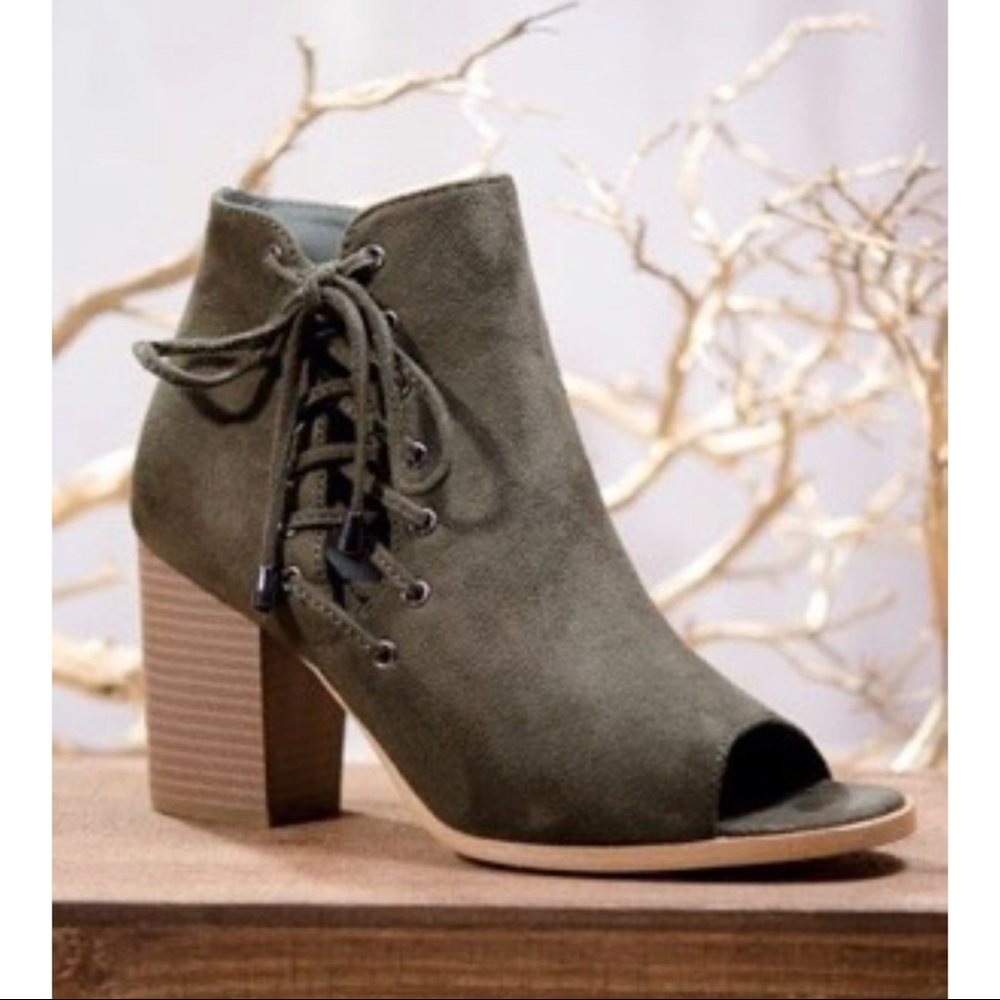 Amanda Blu Deep Olive Lace-Up Open Toe Bootie 8